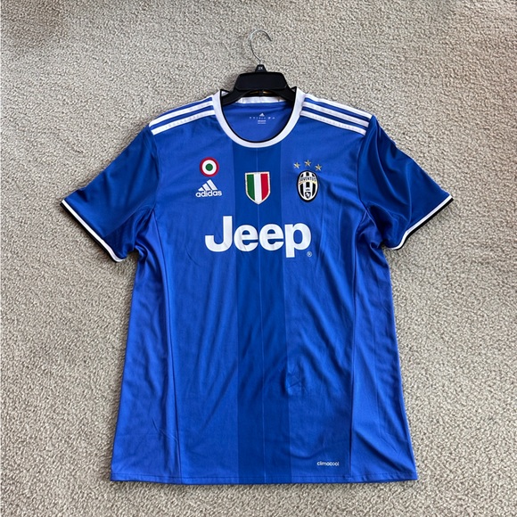 Juventus Away Shirt